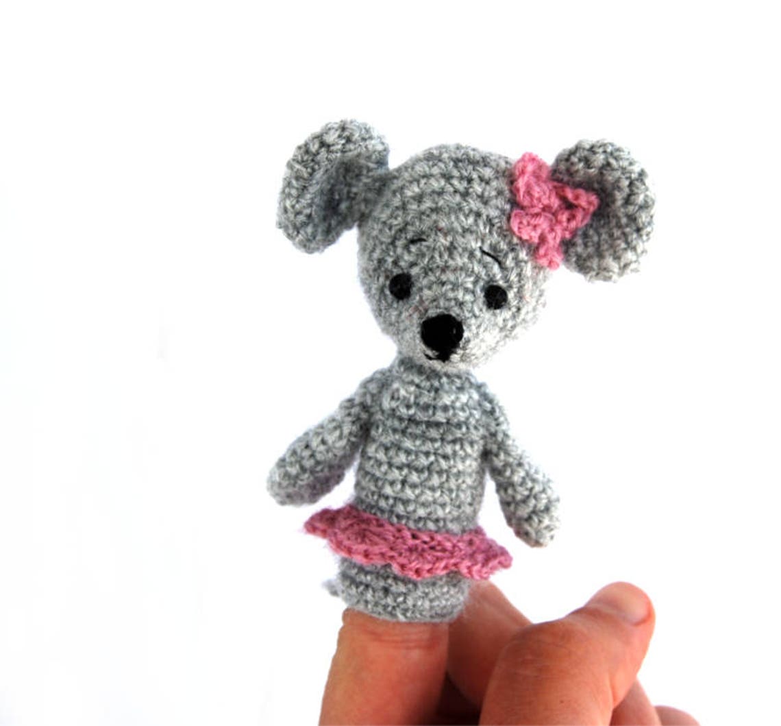 Mouse Finger Puppet Pattern, Crochet Mouse Puppet, Amigurumi Mouse