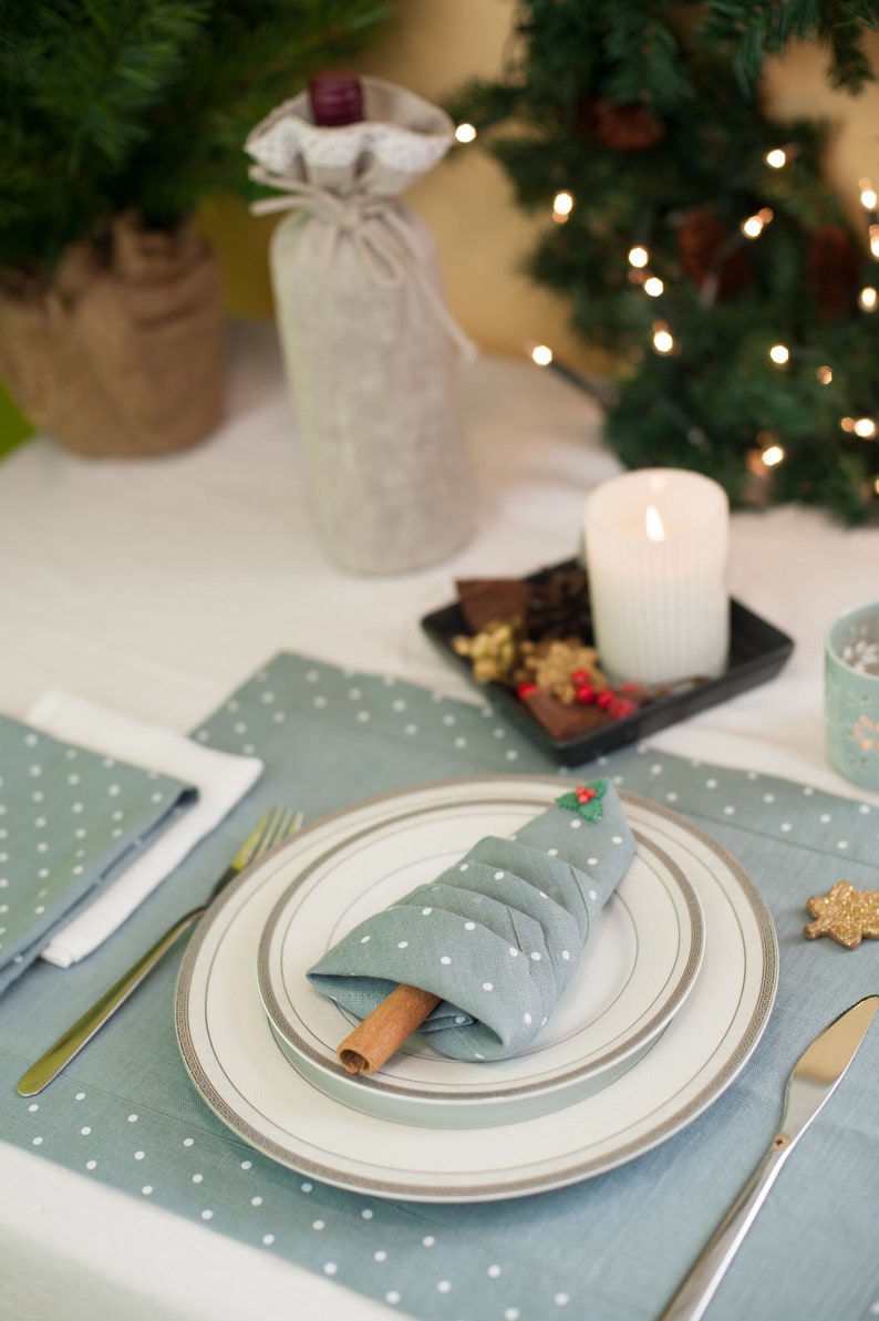 Christmas Cloth Napkins, Linen Dinner Napkins, Christmas Placemats, Girlfriend Christmas Gift, Parents Christmas Gift image 2