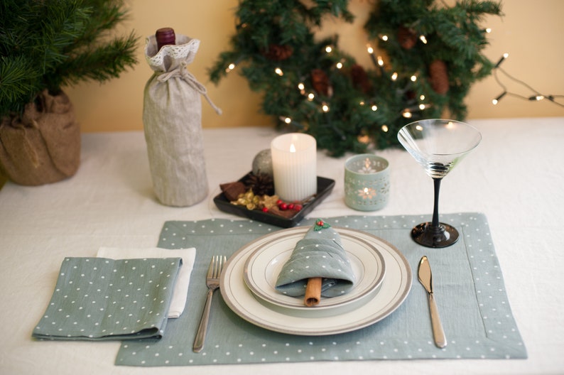 Christmas Cloth Napkins, Linen Dinner Napkins, Christmas Placemats, Girlfriend Christmas Gift, Parents Christmas Gift image 5