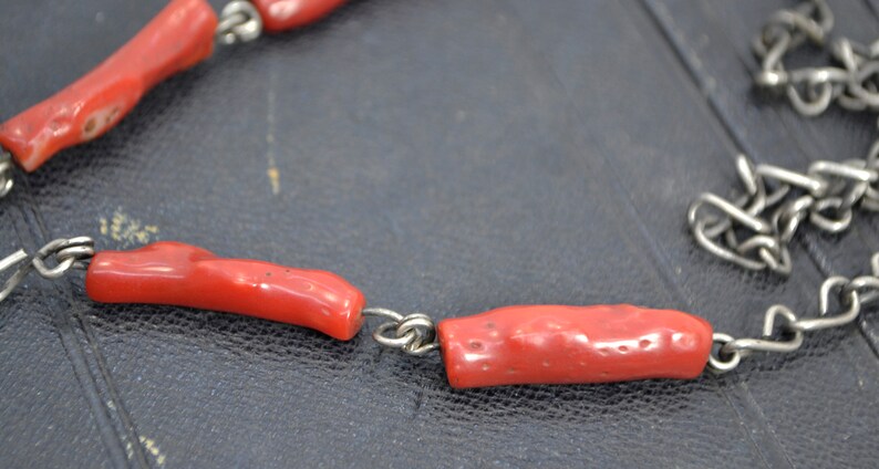 Antique Solid SILVER /& RED CORAL Filigree Drop Pendant with Handmade Chain Necklace