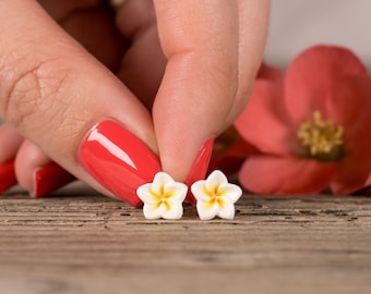 Plumeria Stud Earrings, Frangipani Flower jewelry, Tropical white flower, Titanium earrings, Unique Earrings, Plant Lover Gift