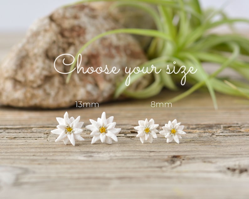 Boucles d'oreilles fleurs d'edelweiss Boucles d'oreilles fleurs blanches Boucles d'oreilles florales en argile image 3