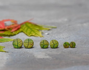 Green Leaf Earrings, Circle Gren Stud, Autumn Earrings, Titanium earring, Nature Jewelry, Everyday Earrings, Unique Earrings