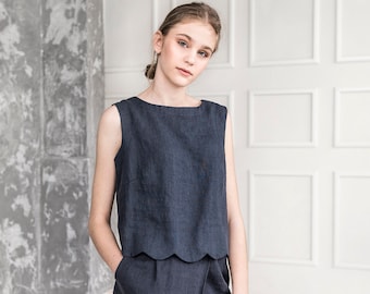 Linen crop top with scalloped edge LUNA. Sleeveless linen crop top shirt. Fitted summer crop top. Scalloped blouse