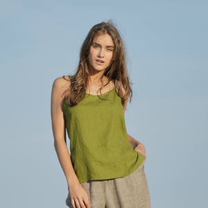 Chemises en lin SONATA. Chemisier en lin. Crop top en lin. Haut sans manches en lin. Haut avec sangles. Chemise femme bio. Vêtements en lin. Chemises dété image 1