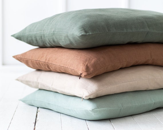 Prewashed linen pillow cover. Natural linen pillowcase with zipper. Linen pillow cover with envelope closure. Handmade pillow cover.