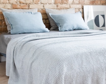 Linen Bedspread. Waffle linen blanket. Sofa throw Blanket. Linen Bedspread for bedroom decor.  Heavy weight Linen Cotton waffle Blanket.