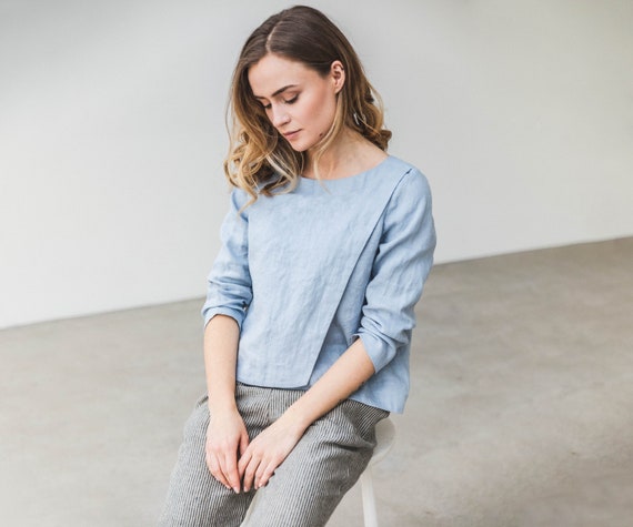 3/4 sleeve blouse LIDIA. Linen blouse with a split front. Grayish Blue color shirt. Elegant tank top. Modern blouse. Trendy blouse. Flax top