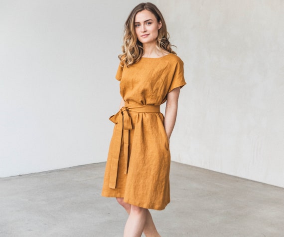 Linen dress in Mustard Yellow color. Plus size dress. Knee length short sleeves dress. Maternity friendly dress. Available in 47 colors.