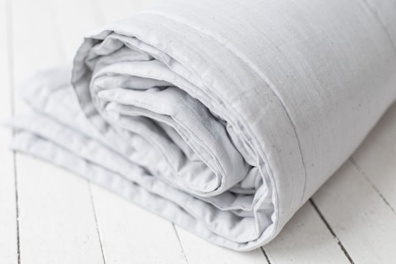 Linen quilt. Natural comforter. Linen bedspread. Silver gray linen blanket. Twin, queen, king size blanket with filling. Linen bedding.