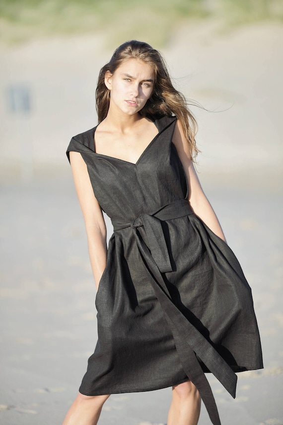 Black linen dress / loose fit summer dress / sleeveless dress / linen tunic dress / casual or holiday linen dress / natural fabric cloth
