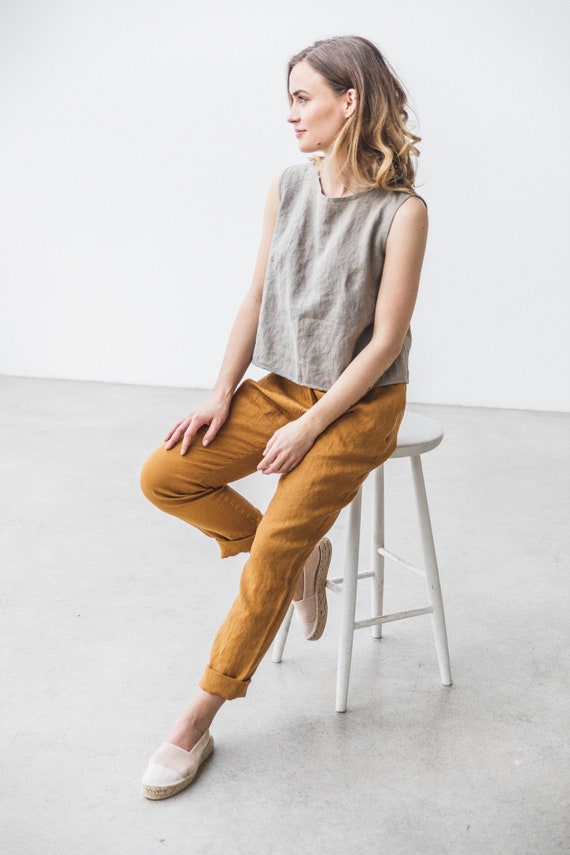 Linen pants. Tapered linen pants with pockets. Woman linen trousers with side seam pockets and mid rise waist. Soft linen pants.