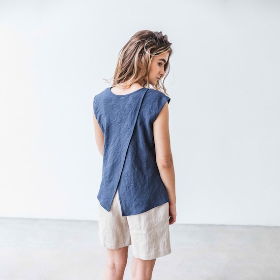 Linen tank top NORA. Sleeveless shirt with split back. Round neck blouse. Available in 47 colors. Linen t-shirt. Loose shirts from Linen.