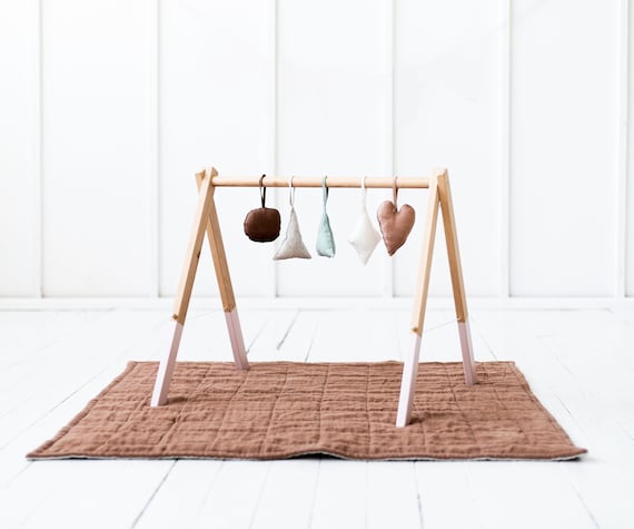 Linen baby two-sided play mat. Linen baby play rug. Quilted linen baby play rug. Linen floor padded rug mattress for boy or girl.