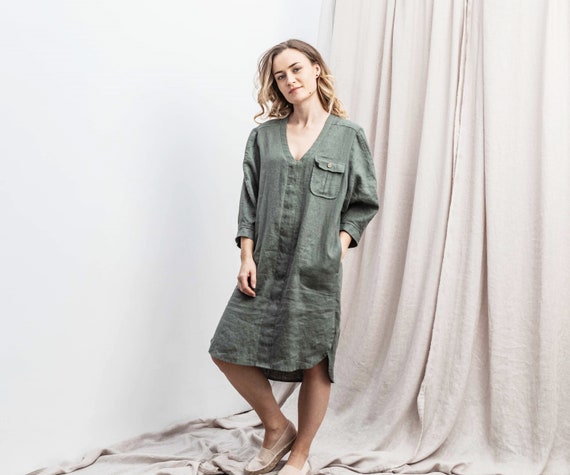 Linen tunic dress in Olive Green color / Shirt style V neck dress with deep pockets / oversize women apparel / casual shirt dress