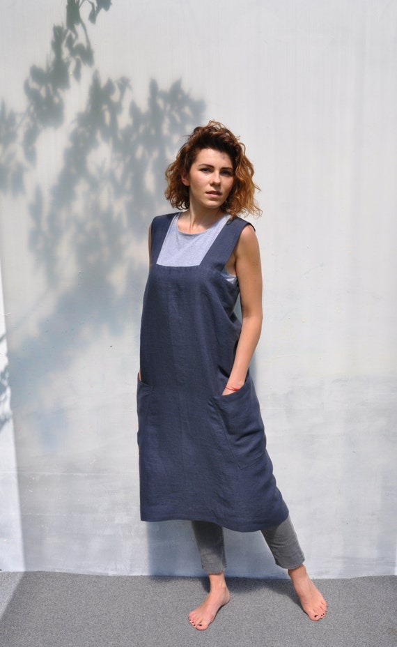 Royal blue comfortable no ties japanese linen full apron / Original big pocket linen apron dress / Linen pinafore smock