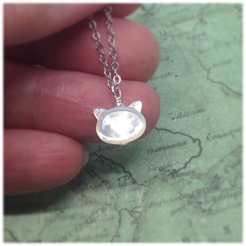 White Cat Necklace Mother of Pearl Cat Necklace Cat Etsy