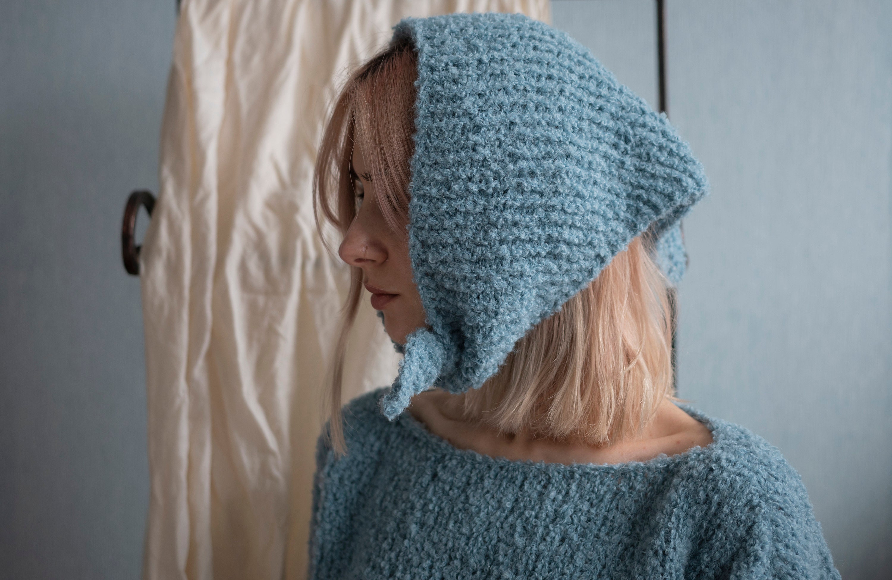 Hand Knitted Triangle Head Scarf. Warm Knitted Head Bandana. Etsy Polska