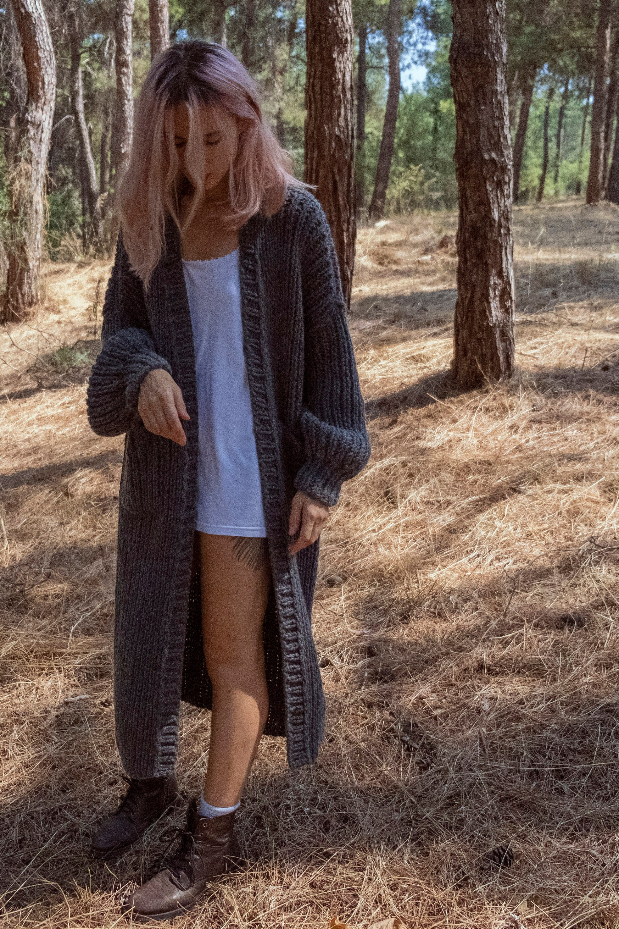 Rib-knit Cardigan With Pockets. Maxi Coat With Long Sleeves Rib-knit Cardigan With Pockets. Maxi Coat With Long Sleeves