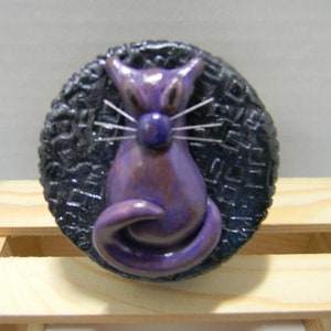 Covered polymer clay metal container with cat embellishment