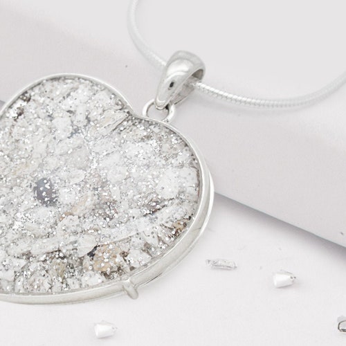 ASHES HEART LOCKET Pet Ashes Necklace 