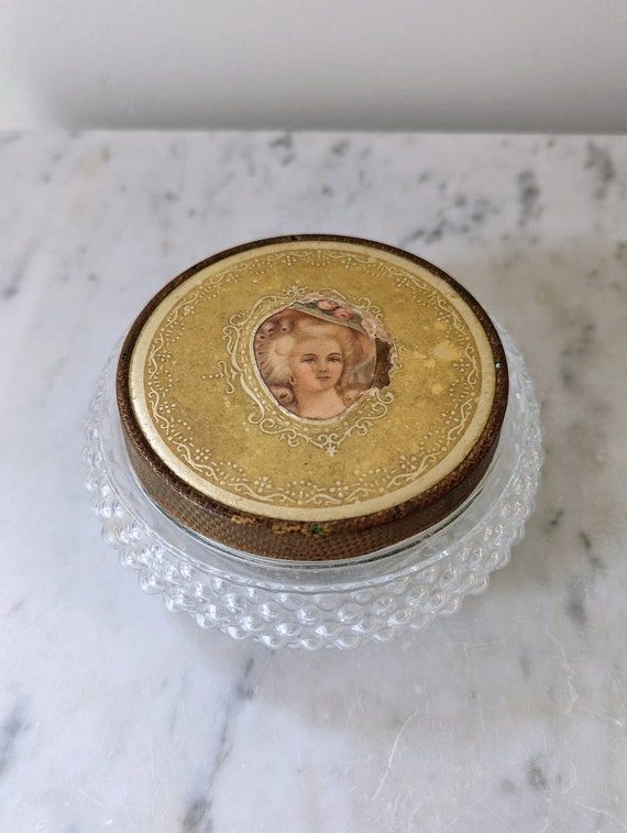 Parisian Chic Vintage Vanity Glass Hobnail Box Sha