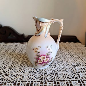 Antiker österreichischer Blumenkrug / Sahnegießer / Vase Made in Austria