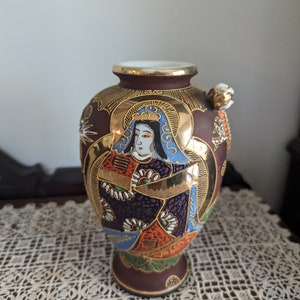 Lovely Vintage Satsuma Vase