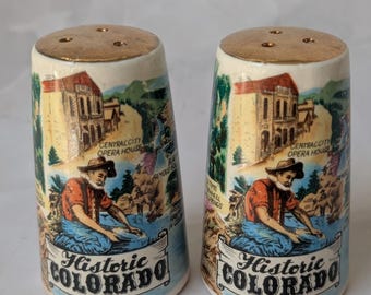 Salero y pimentero de recuerdo histórico vintage de Colorado, linda decoración retro para la cocina