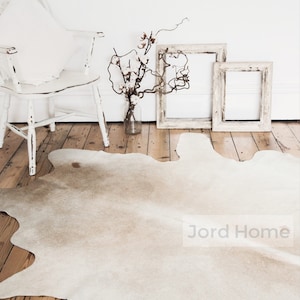 Cowhide Rug Neutral Tones / Cream & White