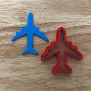 747 Airplane Cookie Cutter, Aviation-Themed Baking Mold, Unique Aircraft Shape Cutter, Perfect for Travel or Airplane Party Treats