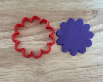 Cortador de biscoitos em formato de flor de margarida | Impresso em 3D para confeitaria, artesanato e decoração | 11 pétalas