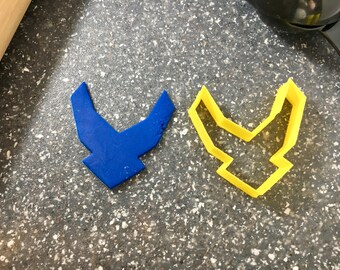 Cortador con forma de logotipo de la Fuerza Aérea