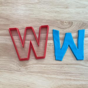 Letter &#39;W&#39; Cookie Cutter | 3D Printed for Baking, Crafts & Decorating