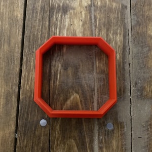 Clipped Corner Square Shape Cutter – Modern Design for Baking, Crafts, and Geometric Projects