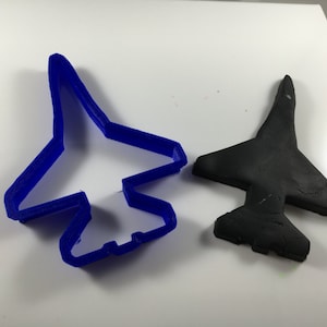 F-16 Cutter – Unique Shape for Aviation Enthusiasts, Baking, and Military-Themed Projects