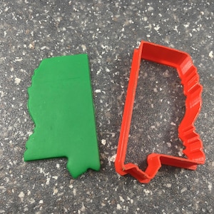 Mississippi Shape Cutter – Unique Shape for Baking, Crafts, and State Pride Projects