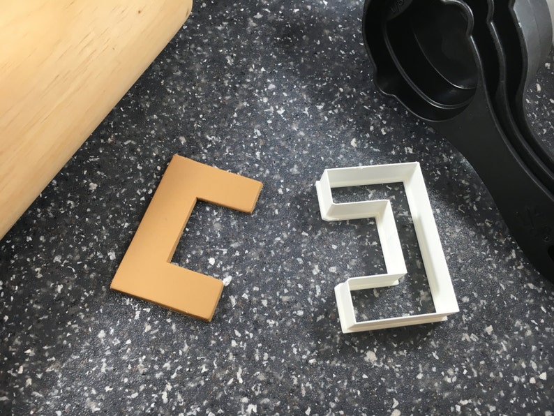 3D Printed C Shape Cookie Cutter: Custom Font Baking - Etsy