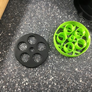 Film Reel Cookie Cutter – Classic Design for Baking, Crafts, and Movie-Themed Projects