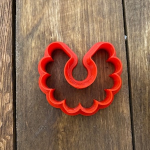 Scalloped Hoop Shape Cookie or Clay Cutter – Elegant Design for Baking and Craft Projects