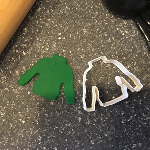 Ugly Sweater Shape Cutter – Festive Design for Baking, Crafts, and Holiday Parties