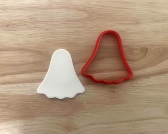 Sheet Ghost Cookie Cutter – Spooky Halloween Shape for Haunted Houses, Trick-or-Treat, and Fall Party Baking