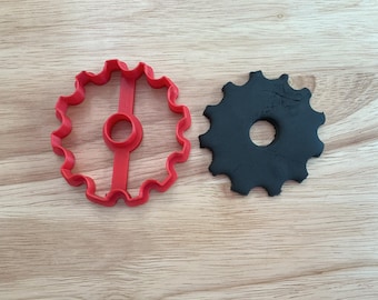 Gear 104 Cookie Cutter | 3D Printed for Mechanical, Steampunk & Industrial Baking Projects
