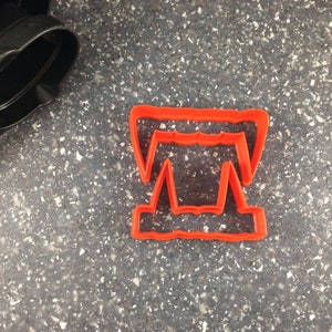 Fang Set Cookie Cutter - Halloween or Monster-Themed Baking Tool for Creative Cookies & Crafts