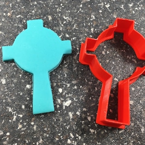 Tagliabiscotti a forma di croce celtica - Strumento di cottura a tema religioso per biscotti e creazioni artigianali uniche