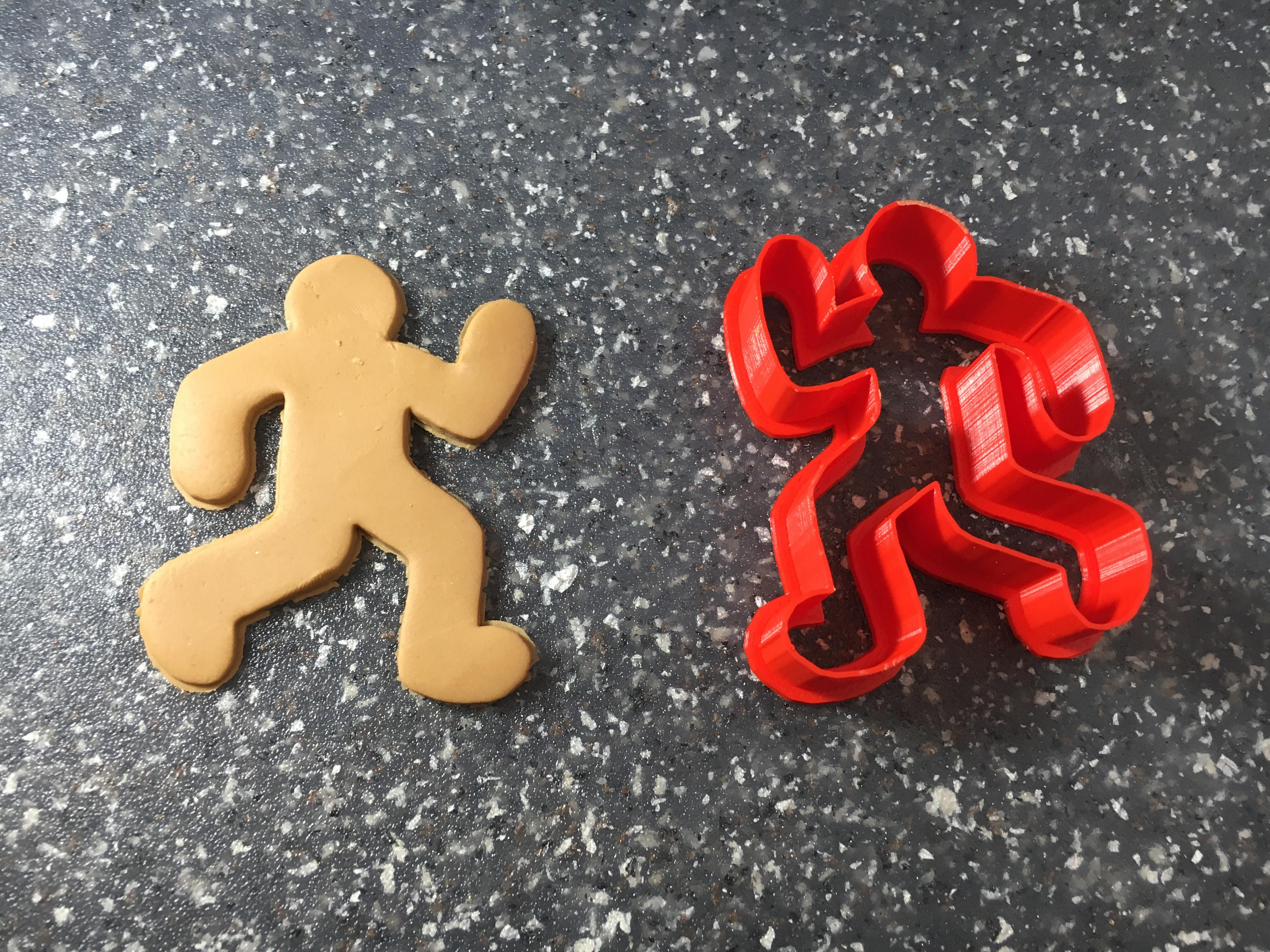 チョークアウトラインクッキーカッター：3Dプリントのパーティーベーキング - Etsy 日本, image size:3000x2250