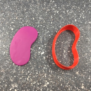 Jellybean Shape Cutter – Sweet Design for Baking, Crafts, and Easter or Candy-Themed Projects