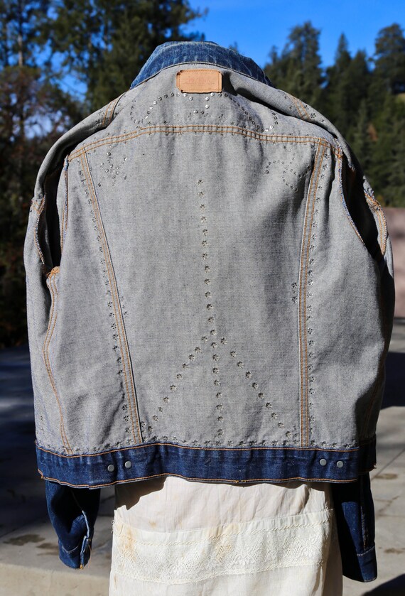 Vintage Levis Trucker Jacket Embellished Rhinesto… - image 5