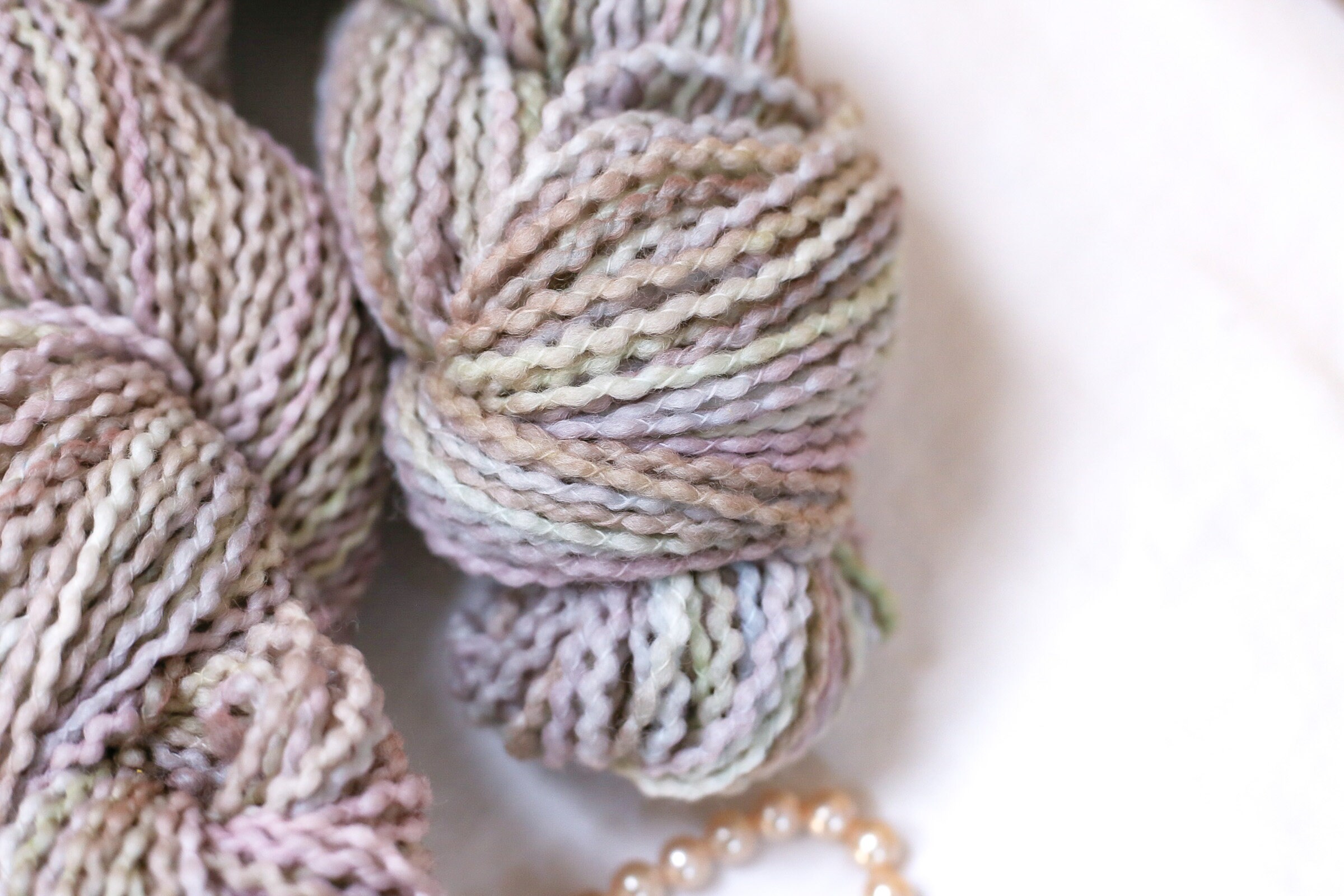 2For1 Hand Dyed Worsted Corkscrew Yarn 100 Wool Mauve Etsy