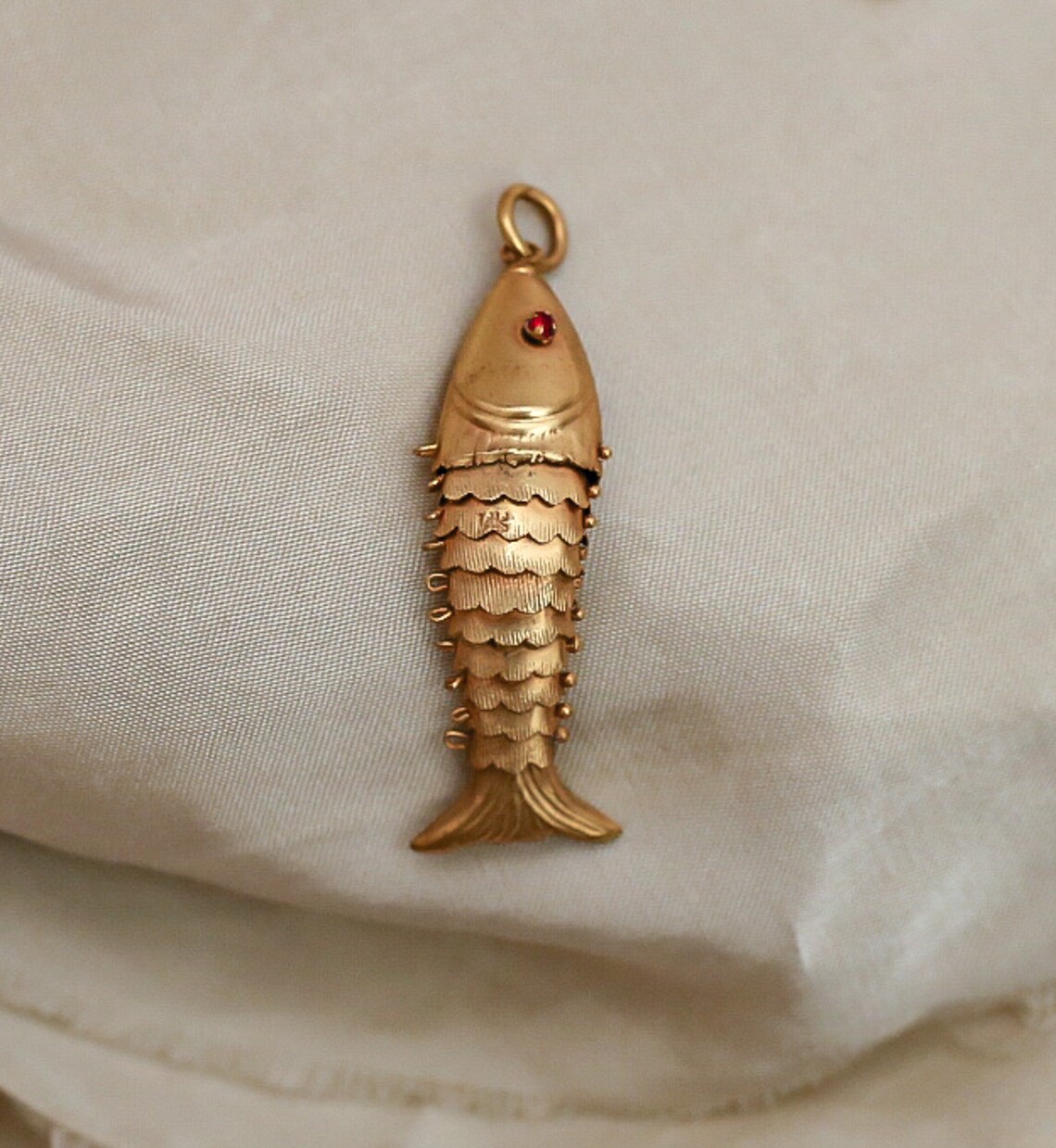 14K Gold 4.5cm Antique Articulated Fish Pendant with Ruby Eye Etsy